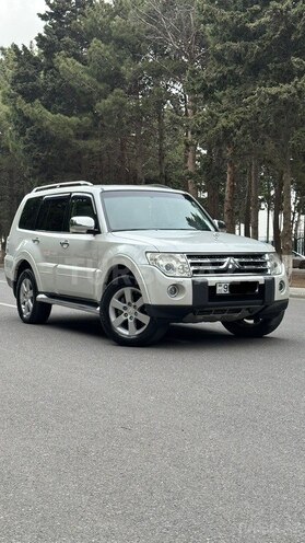 Mitsubishi Pajero 2007, 240,000 km - 3.8 l - Bakı