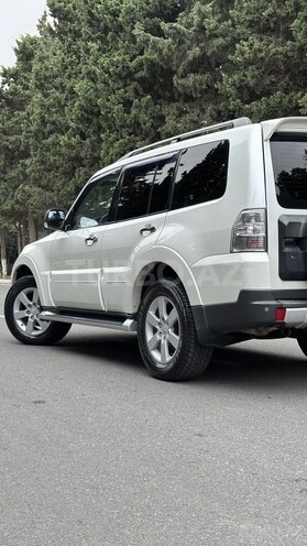 Mitsubishi Pajero 2007, 240,000 km - 3.8 l - Bakı