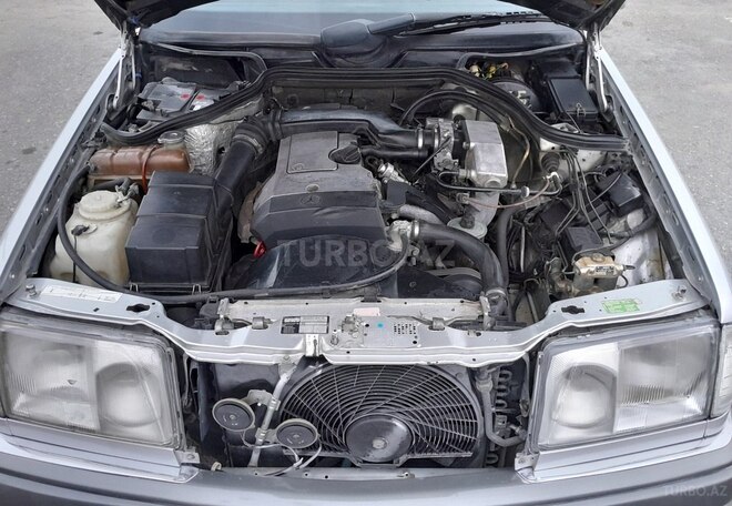 Mercedes E 200 1994, 348,213 km - 2.0 l - Sumqayıt