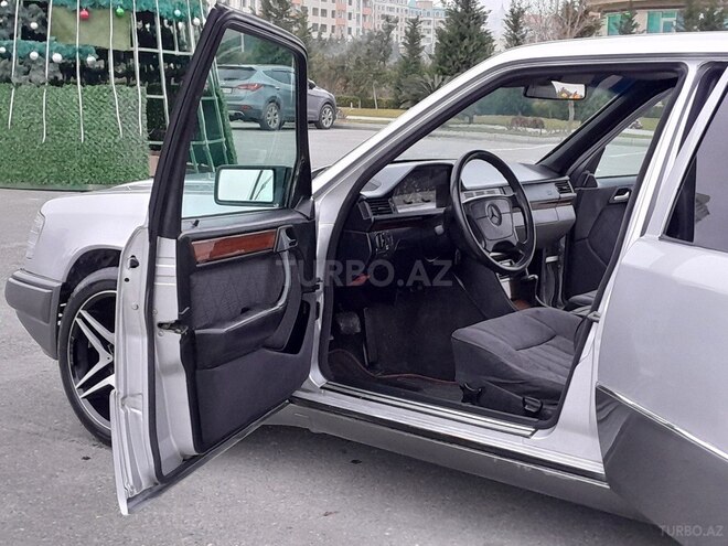 Mercedes E 200 1994, 348,213 km - 2.0 l - Sumqayıt