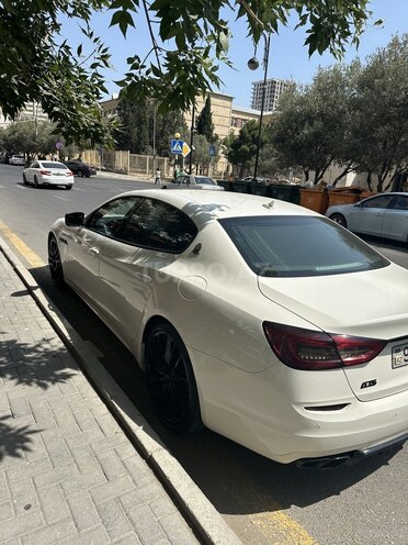 Maserati Quattroporte 2014, 81,000 km - 3.8 l - Bakı