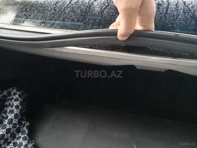 Mercedes E 220 d 2001, 470,000 km - 2.2 л - Bakı