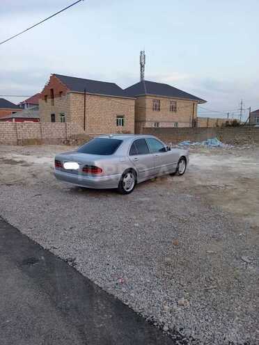 Mercedes E 220 d 2001, 470,000 km - 2.2 л - Bakı