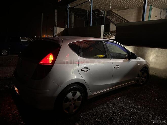 Hyundai i30 2010, 215,000 km - 1.6 l - Tovuz
