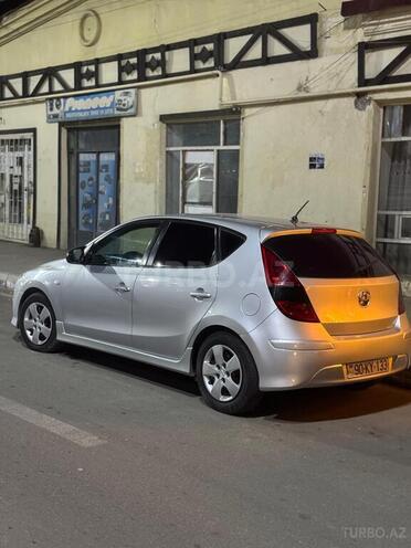 Hyundai i30 2010, 215,000 km - 1.6 l - Tovuz