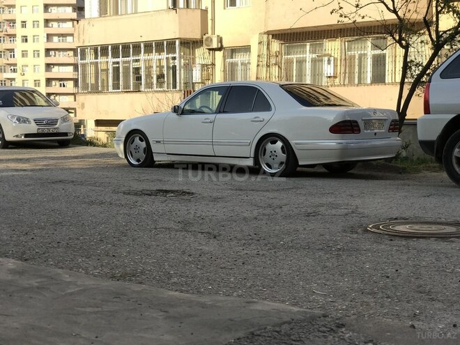 Mercedes E 320 2000, 288,328 km - 3.2 l - Bakı