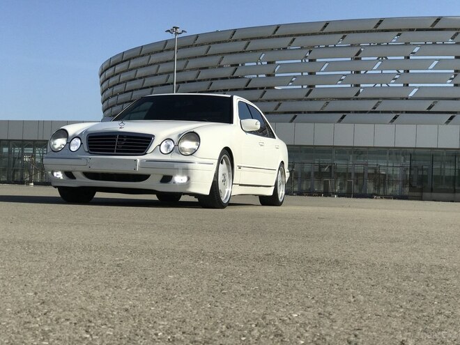 Mercedes E 320 2000, 288,328 km - 3.2 l - Bakı