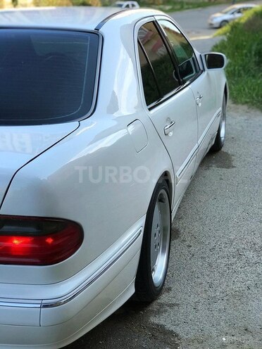 Mercedes E 320 2000, 288,328 km - 3.2 l - Bakı