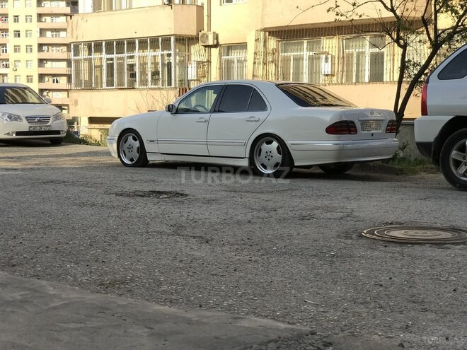 Mercedes E 320 2000, 288,328 km - 3.2 l - Bakı