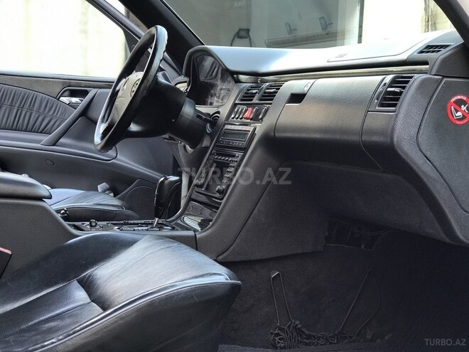 Mercedes E 320 2000, 288,328 km - 3.2 l - Bakı