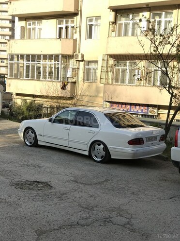 Mercedes E 320 2000, 288,328 km - 3.2 l - Bakı