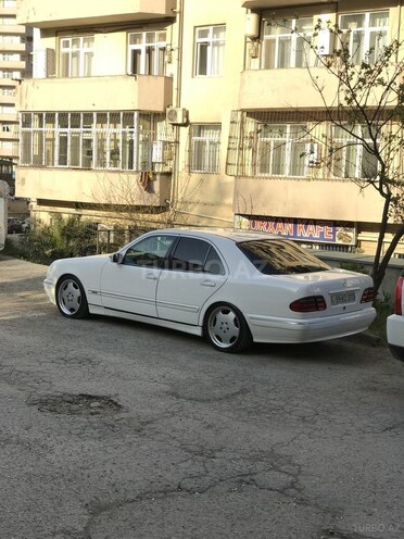 Mercedes E 320 2000, 288,328 km - 3.2 l - Bakı