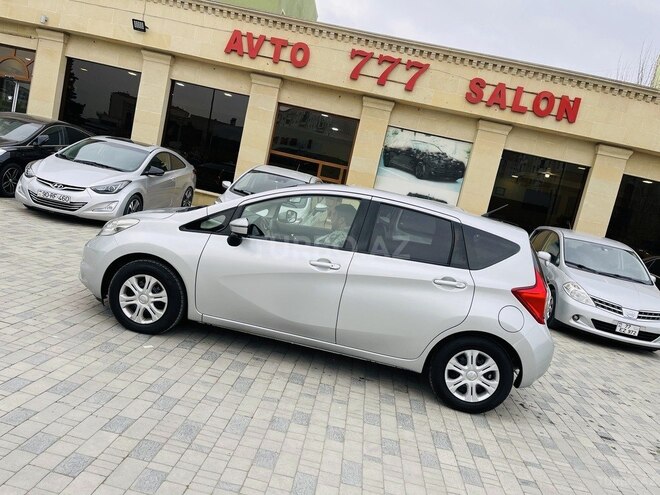 Nissan Note-5