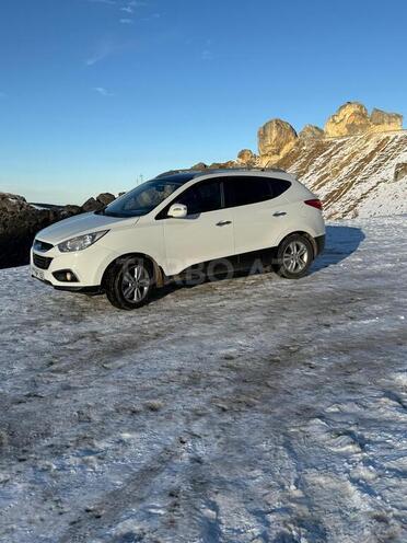 Hyundai ix35 2011, 166,774 km - 2.0 л - Qusar