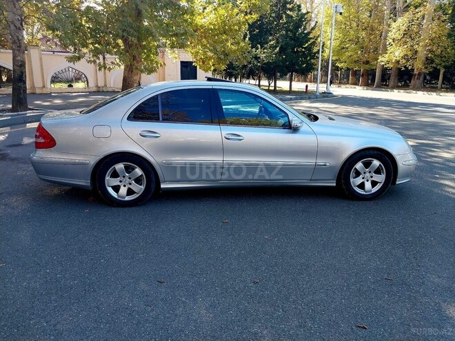 Mercedes E 260 2004, 296,852 km - 2.6 l - Bakı
