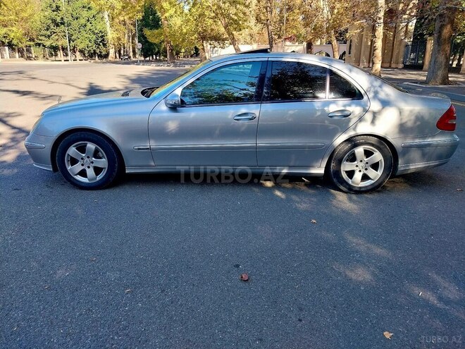 Mercedes E 260 2004, 296,852 km - 2.6 l - Bakı