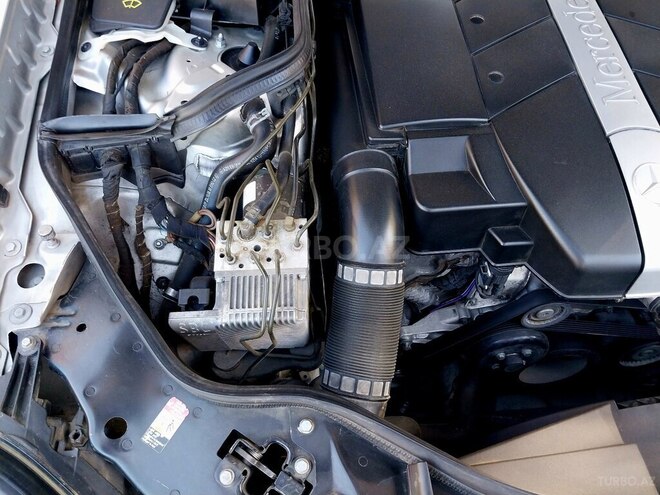 Mercedes E 260 2004, 296,852 km - 2.6 l - Bakı