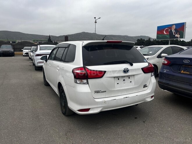 Toyota Corolla Fielder 2019, 115,000 km - 1.5 l - Bakı