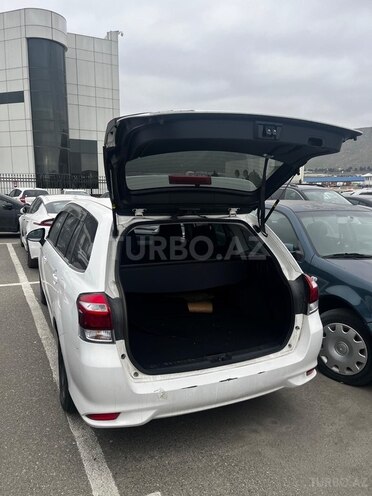 Toyota Corolla Fielder 2019, 115,000 km - 1.5 l - Bakı
