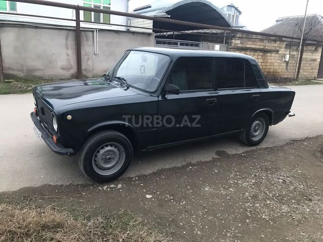 LADA (VAZ) 21011 1992, 90,000 km - 1.5 l - Xudat