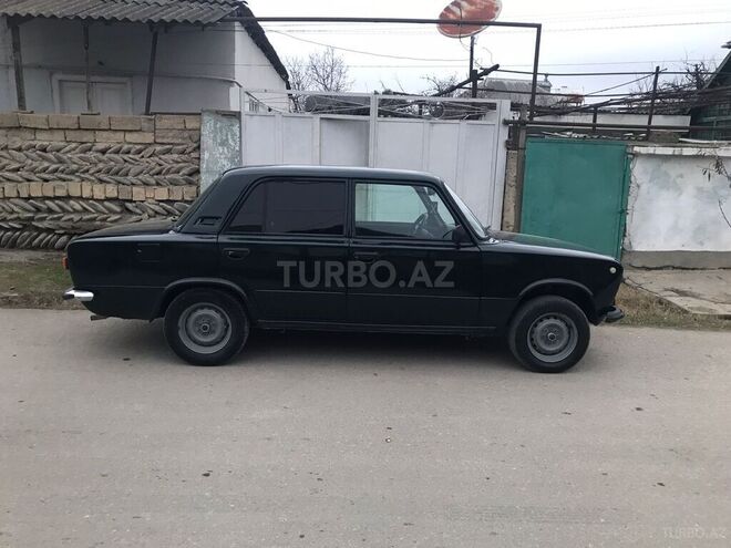 LADA (VAZ) 21011 1992, 90,000 km - 1.5 l - Xudat