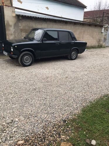 LADA (VAZ) 21011 1992, 90,000 km - 1.5 l - Xudat
