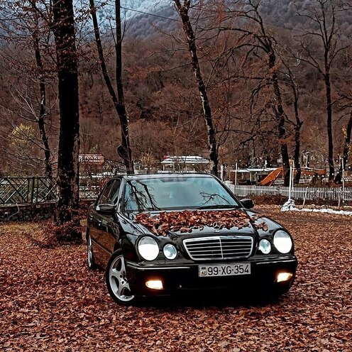 Mercedes E 240 2000, 376,000 km - 2.4 l - Mingəçevir