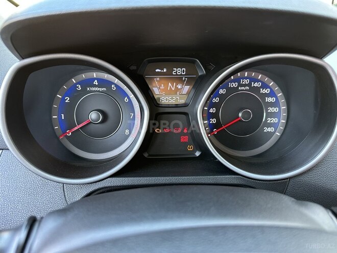 Hyundai Avante 2015, 190,000 km - 1.6 l - Kürdəmir