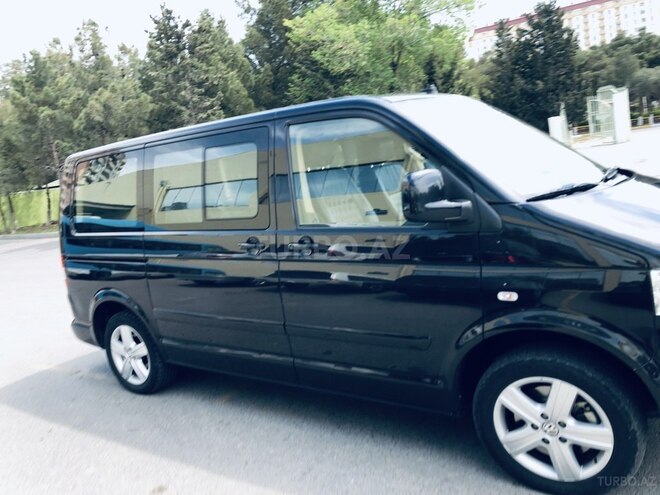 Volkswagen Multivan 2010, 61,041 km - 3.2 l - Sumqayıt