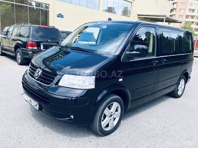 Volkswagen Multivan 2010, 61,041 km - 3.2 l - Sumqayıt