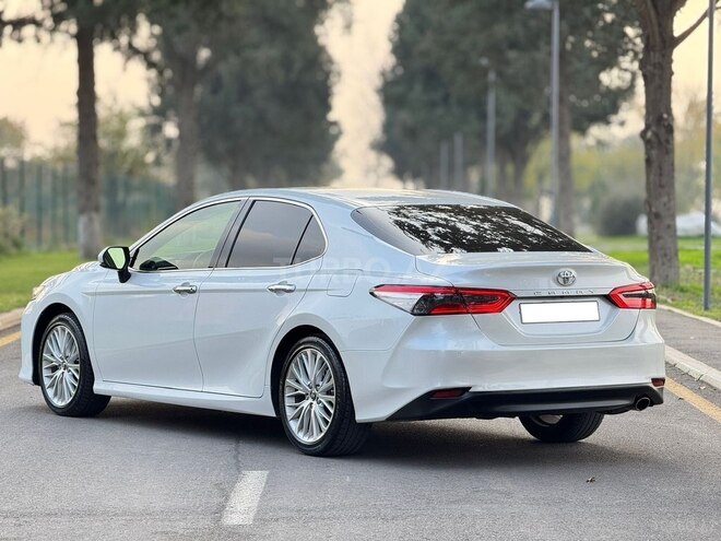 Toyota Camry 2018, 130,000 km - 2.5 l - Bakı
