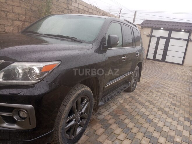 Lexus LX 570 2014, 390,000 km - 5.7 l - Bakı