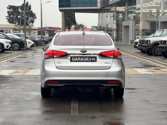 Kia K3 2016, 220,000 km - 1.6 l - Bakı