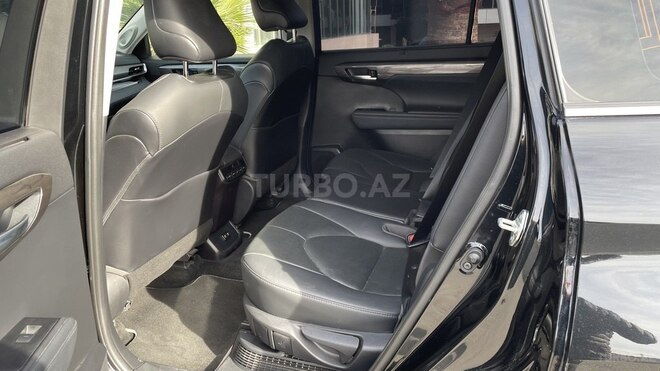 Toyota Highlander-11