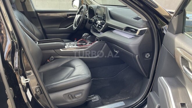 Toyota Highlander-10