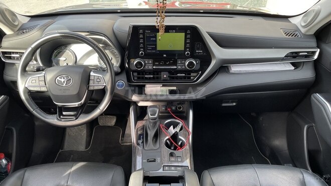 Toyota Highlander-8