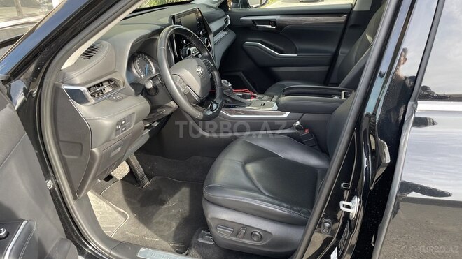 Toyota Highlander-7