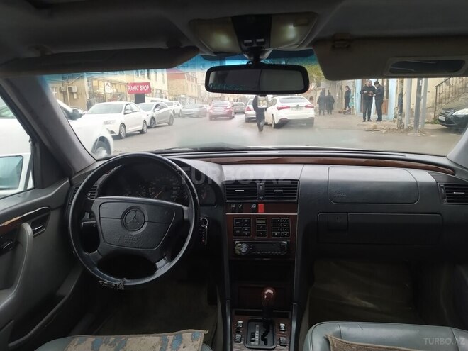 Mercedes C 220 1995, 348,965 km - 2.2 l - Bakı