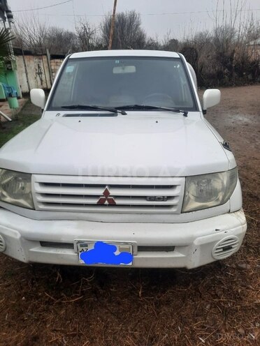 Mitsubishi Pajero io 2000, 360,000 km - 1.8 л - Ağdam