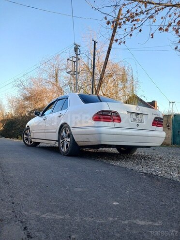 Mercedes E 240 1999, 315,000 km - 2.4 l - Bakı