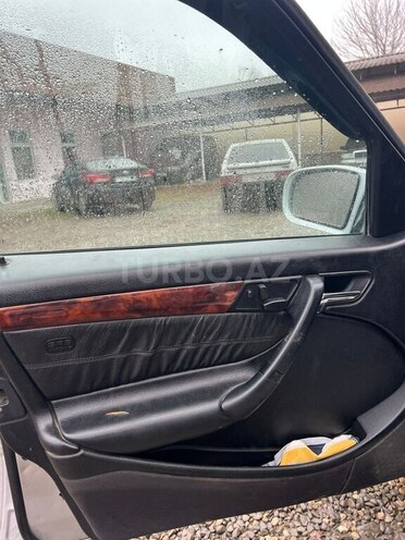 Mercedes C 180 1997, 330,000 km - 1.8 л - Xaçmaz