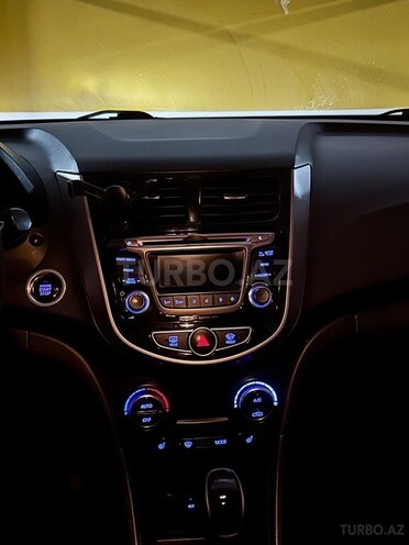 Hyundai Accent 2014, 151,000 km - 1.6 l - Bakı