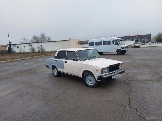 LADA (VAZ) 2107 1999, 99,000 km - 1.6 l - Şirvan