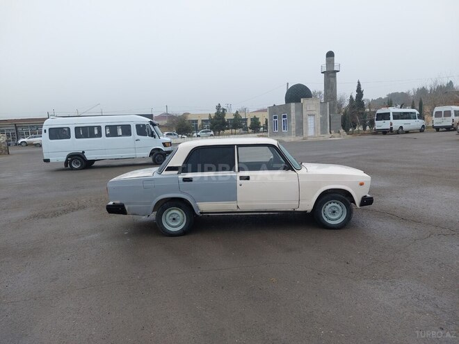 LADA (VAZ) 2107 1999, 99,000 km - 1.6 l - Şirvan