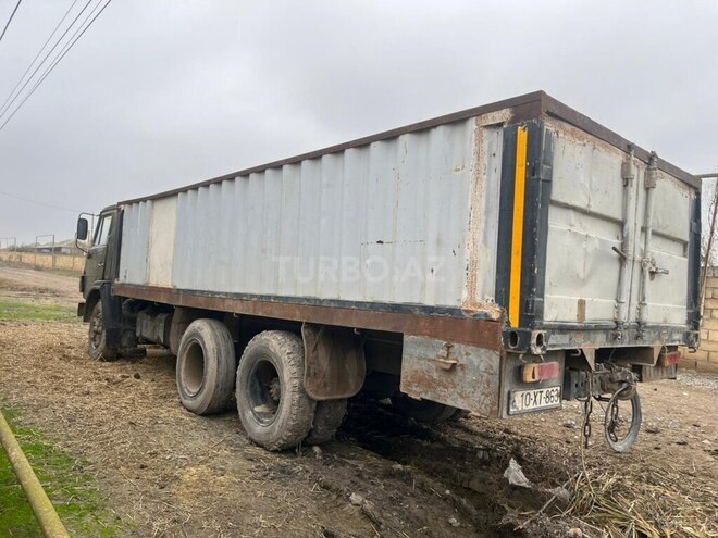 KamAz 53212 1985, 280,000 km - 11.0 l - Salyan