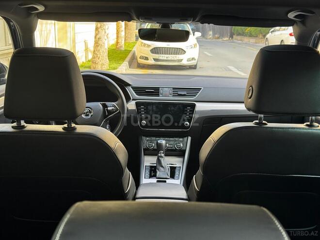 Skoda Superb 2021, 25,256 km - 2.0 l - Bakı