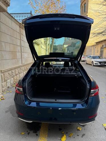 Skoda Superb 2021, 25,256 km - 2.0 l - Bakı