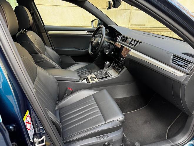 Skoda Superb 2021, 25,256 km - 2.0 l - Bakı