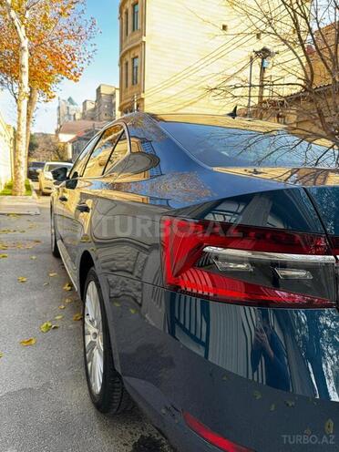 Skoda Superb 2021, 25,256 km - 2.0 l - Bakı