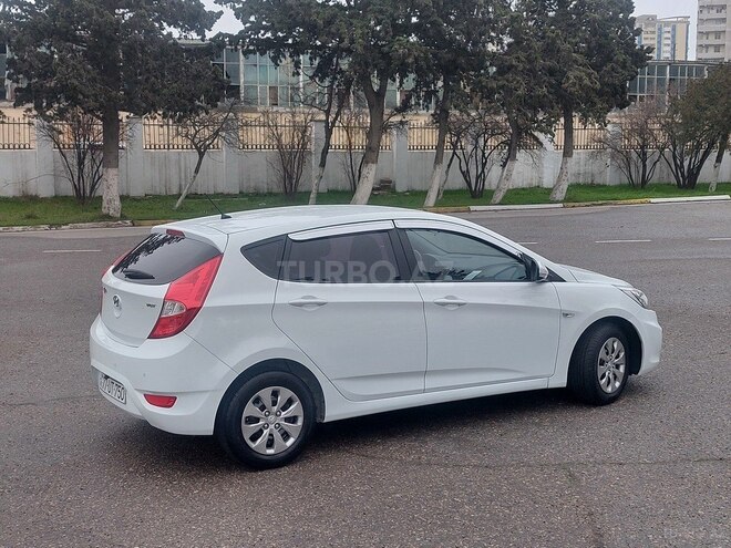Hyundai Accent 2015, 167,000 km - 1.6 л - Bakı